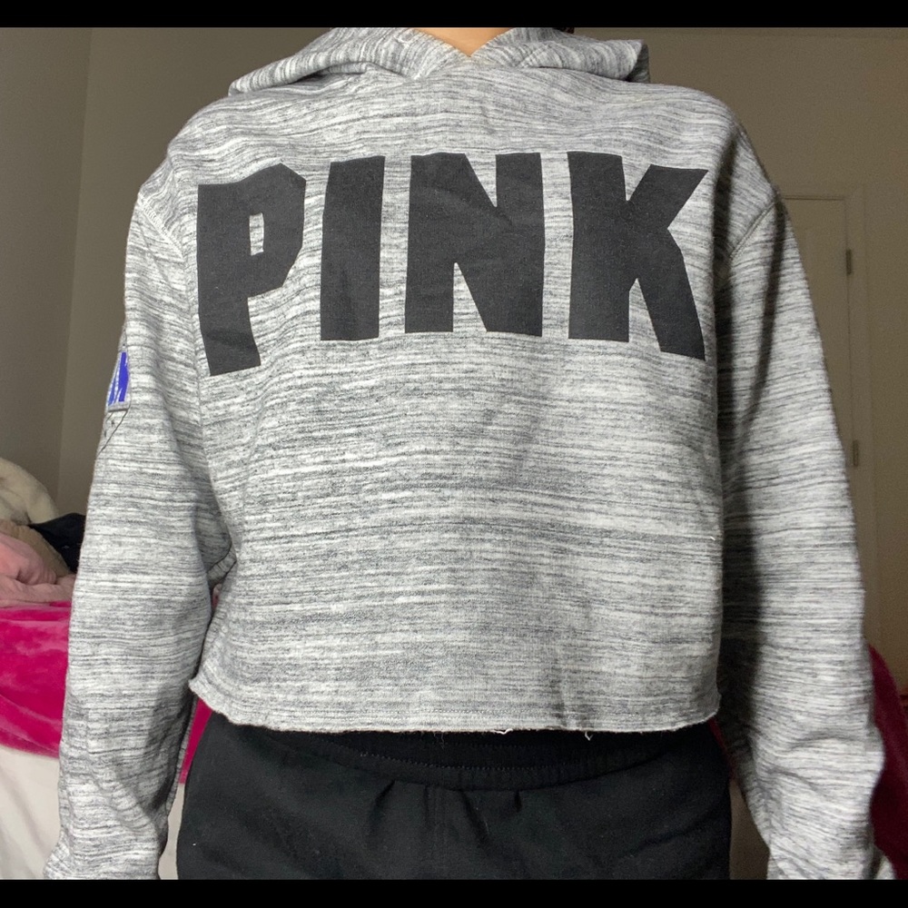 Cropped Hoodie